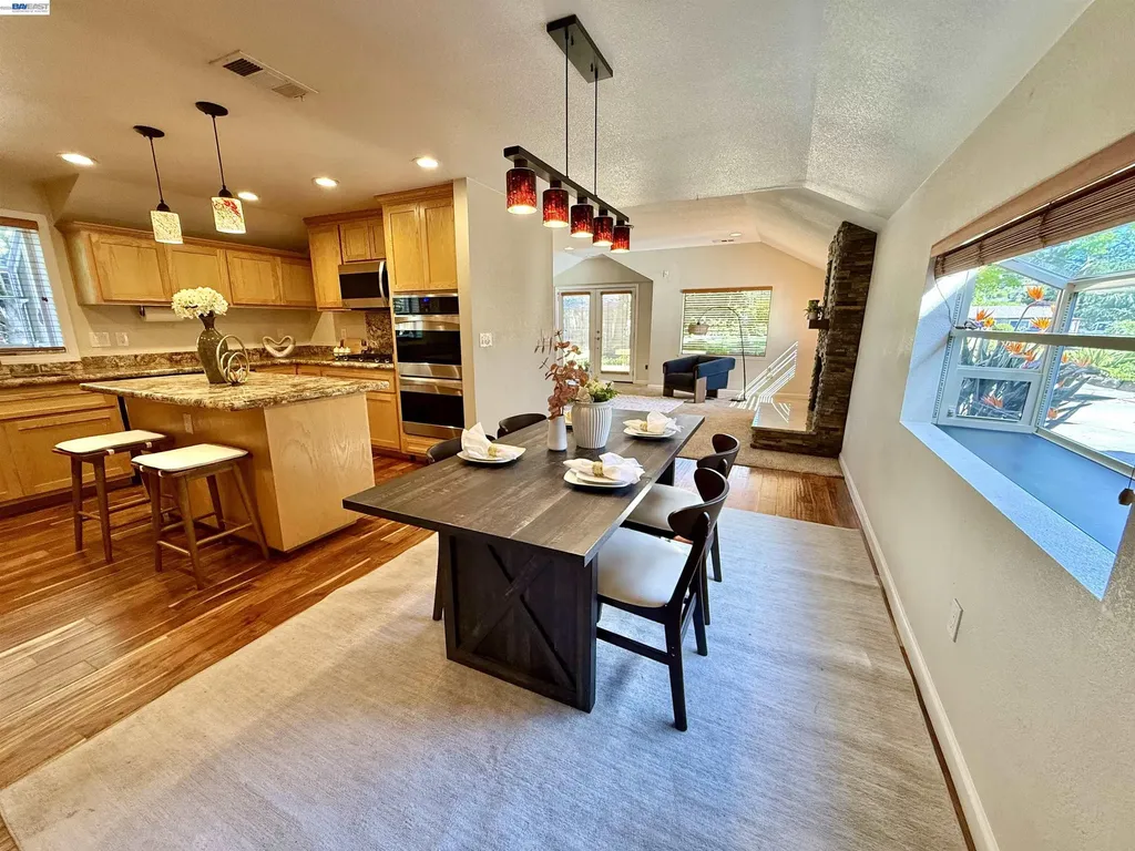 4429 James Avenue Castro Valley CA 94546