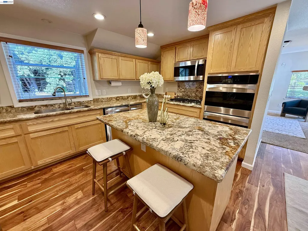 4429 James Avenue Castro Valley CA 94546