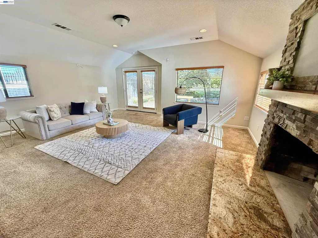 4429 James Avenue Castro Valley CA 94546