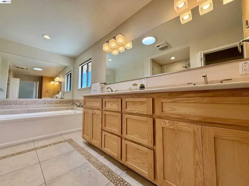 4429 James Avenue Castro Valley CA 94546
