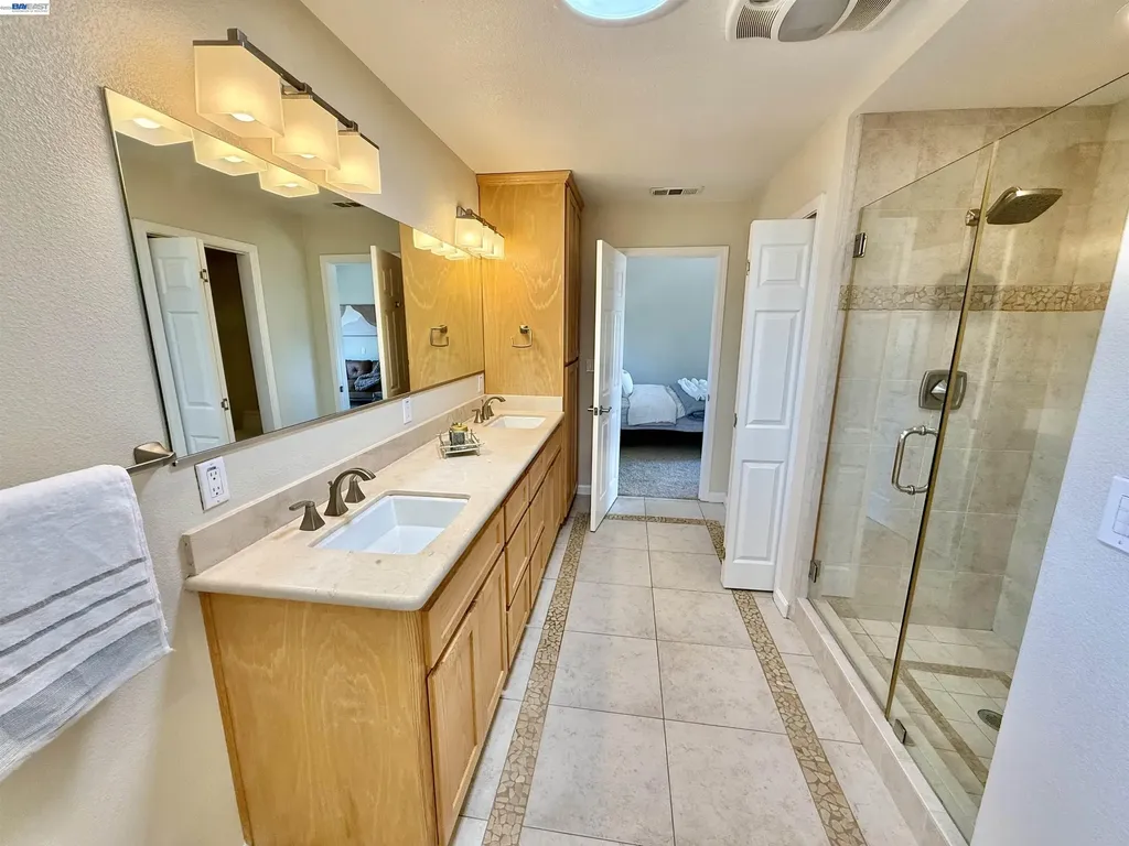 4429 James Avenue Castro Valley CA 94546