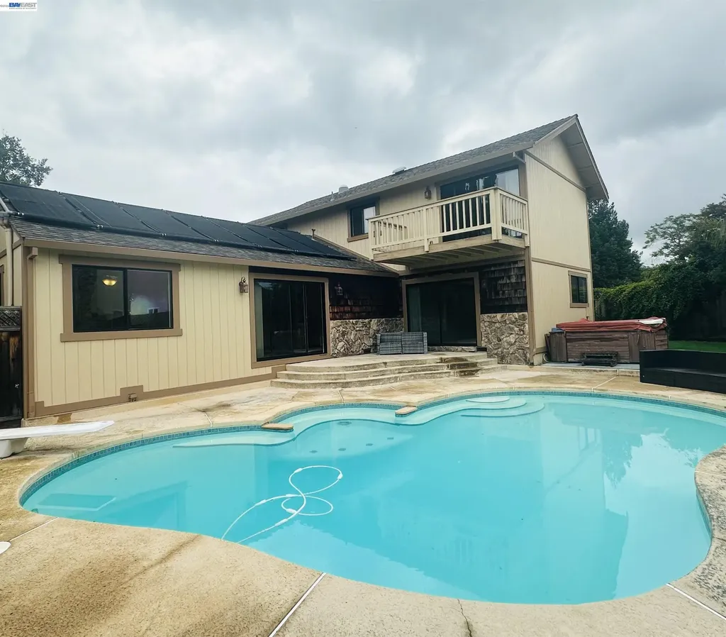 4429 James Avenue Castro Valley CA 94546