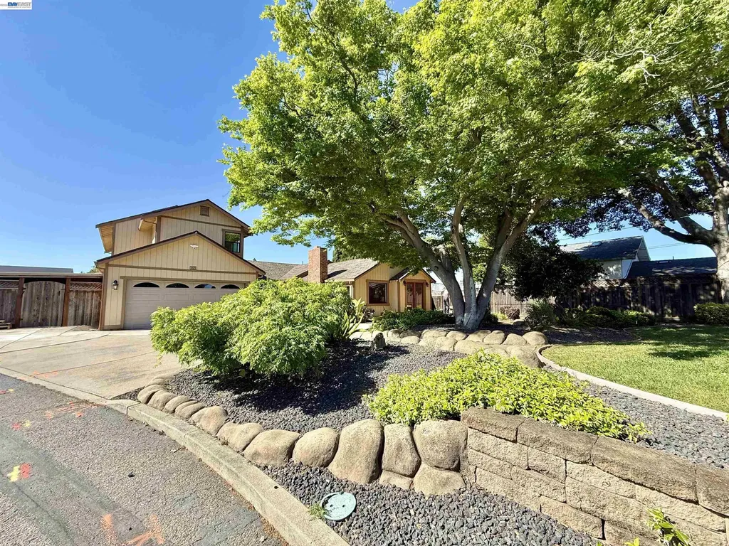 4429 James Avenue Castro Valley CA 94546