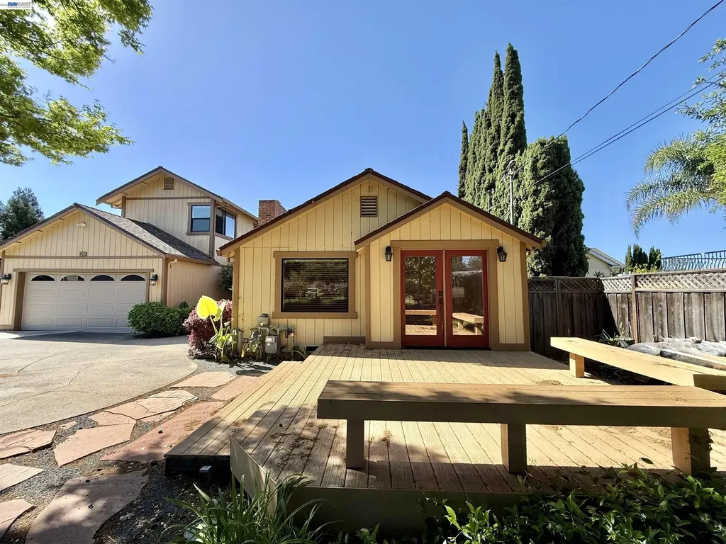 4429 James Avenue Castro Valley CA 94546