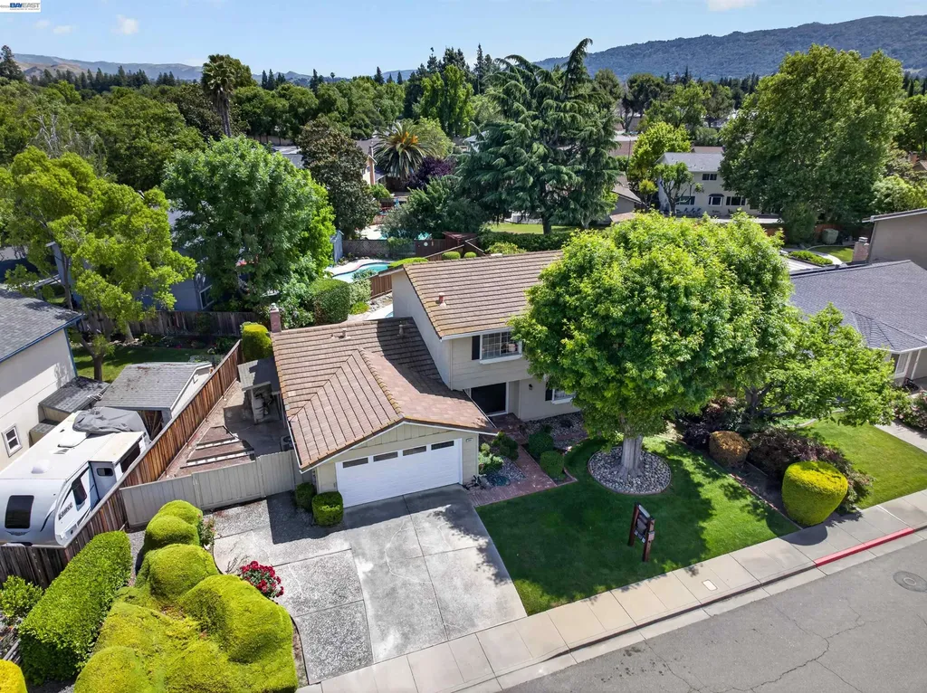2865 Longspur Way Pleasanton CA 94566
