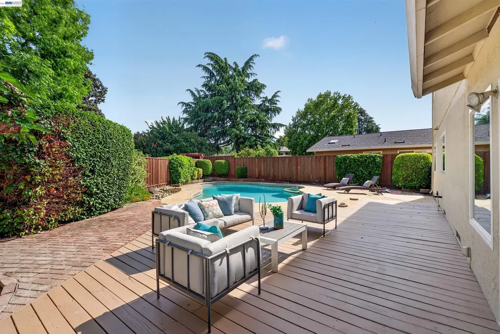 2865 Longspur Way Pleasanton CA 94566