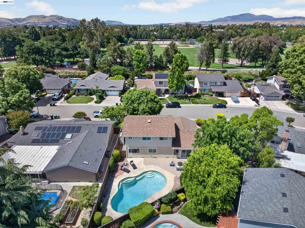 2865 Longspur Way Pleasanton CA 94566