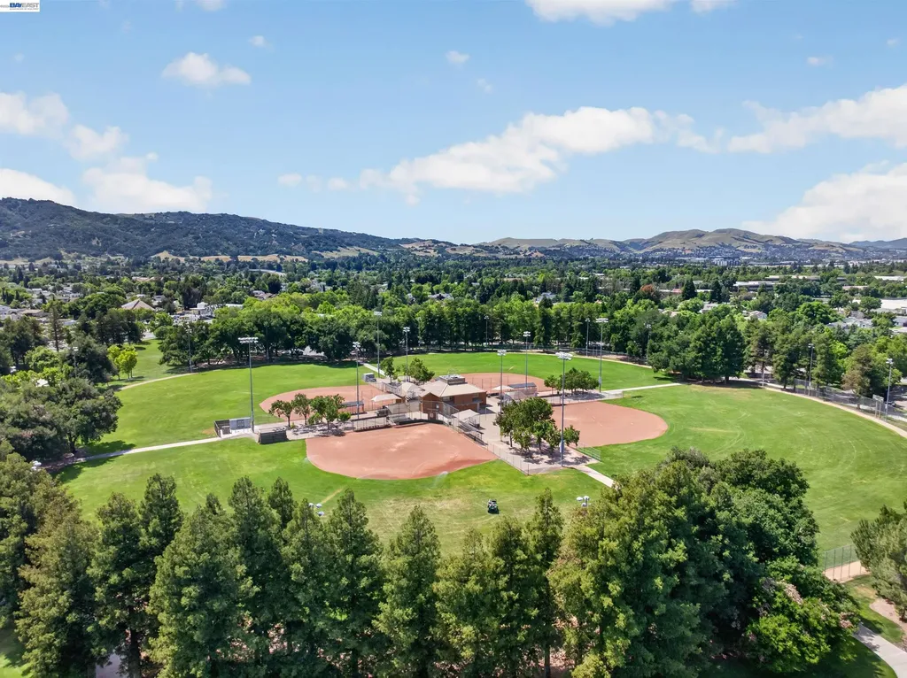 2865 Longspur Way Pleasanton CA 94566