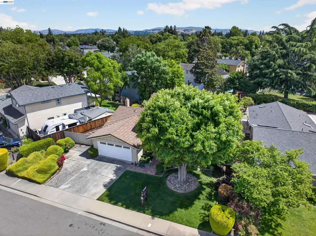 2865 Longspur Way Pleasanton CA 94566