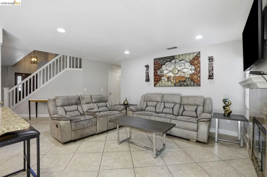 4008 Galenez Way Antioch CA 94531