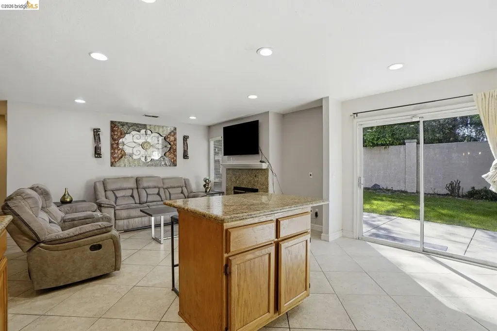4008 Galenez Way Antioch CA 94531