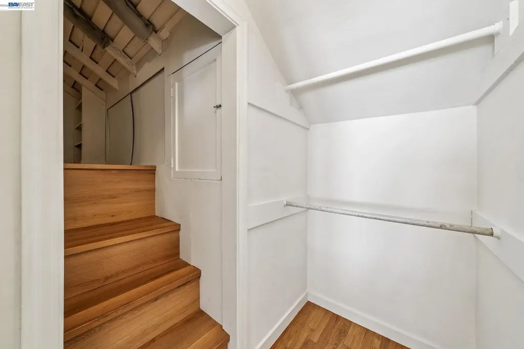 2843 Central Avenue Alameda CA 94501