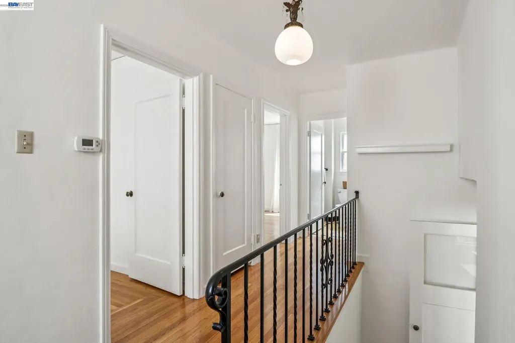 2843 Central Avenue Alameda CA 94501