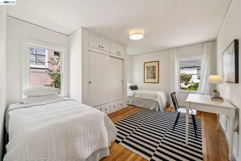 2843 Central Avenue Alameda CA 94501