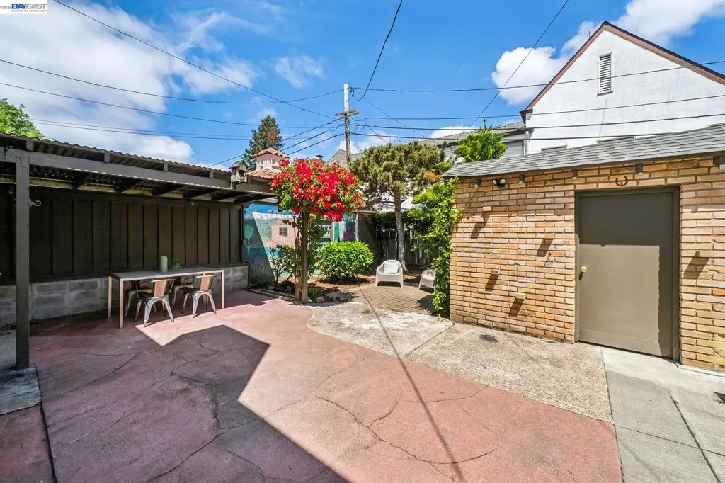 2843 Central Avenue Alameda CA 94501