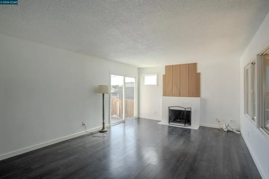 52 Bell Drive Pittsburg CA 94565