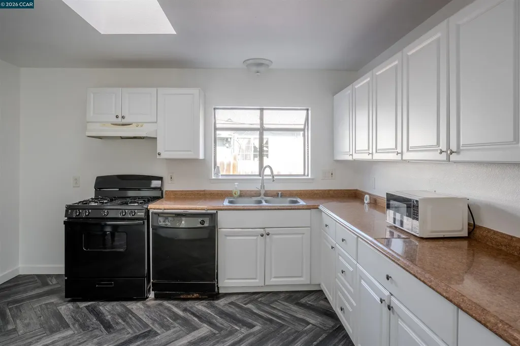 52 Bell Drive Pittsburg CA 94565