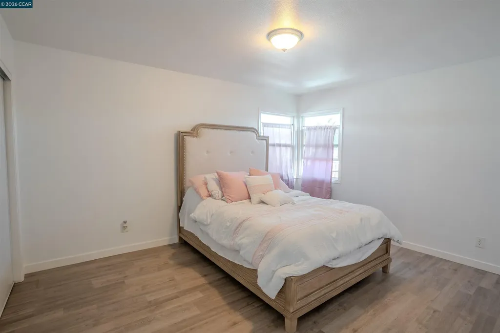 52 Bell Drive Pittsburg CA 94565