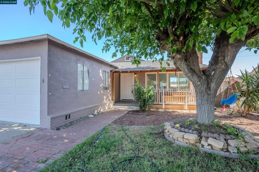 52 Bell Drive Pittsburg CA 94565
