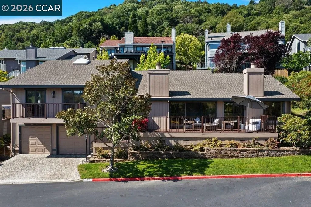 39 Sea Pines Street Moraga CA 94556