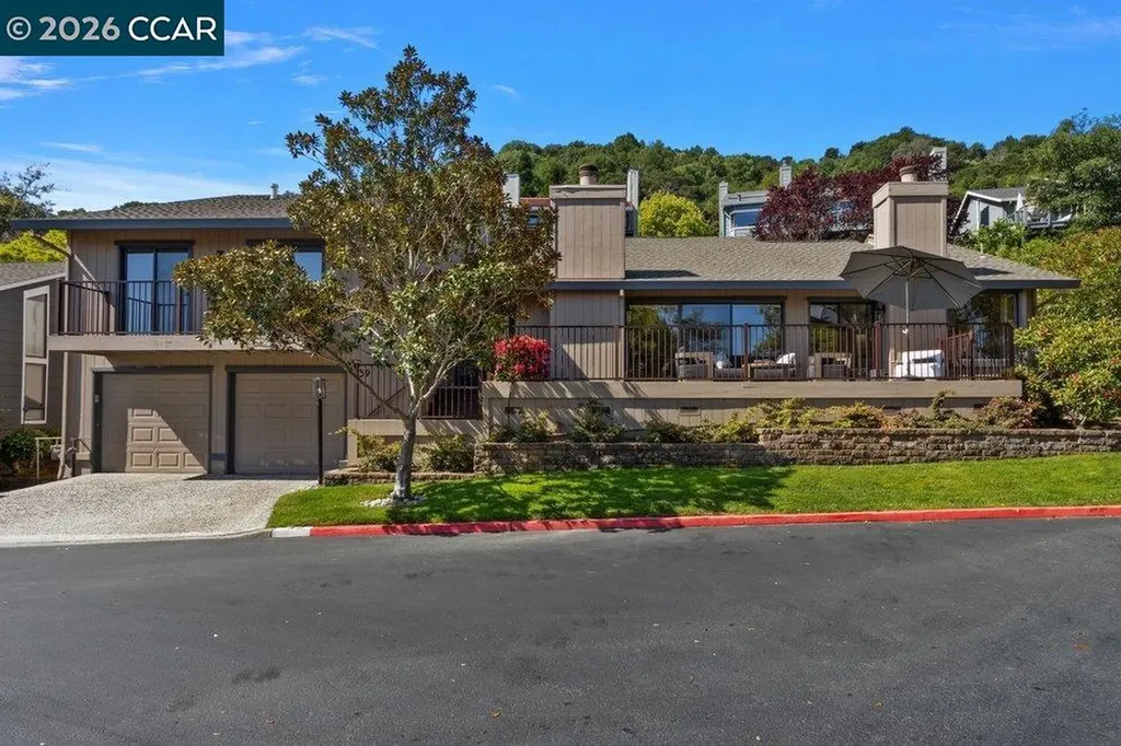39 Sea Pines Street Moraga CA 94556