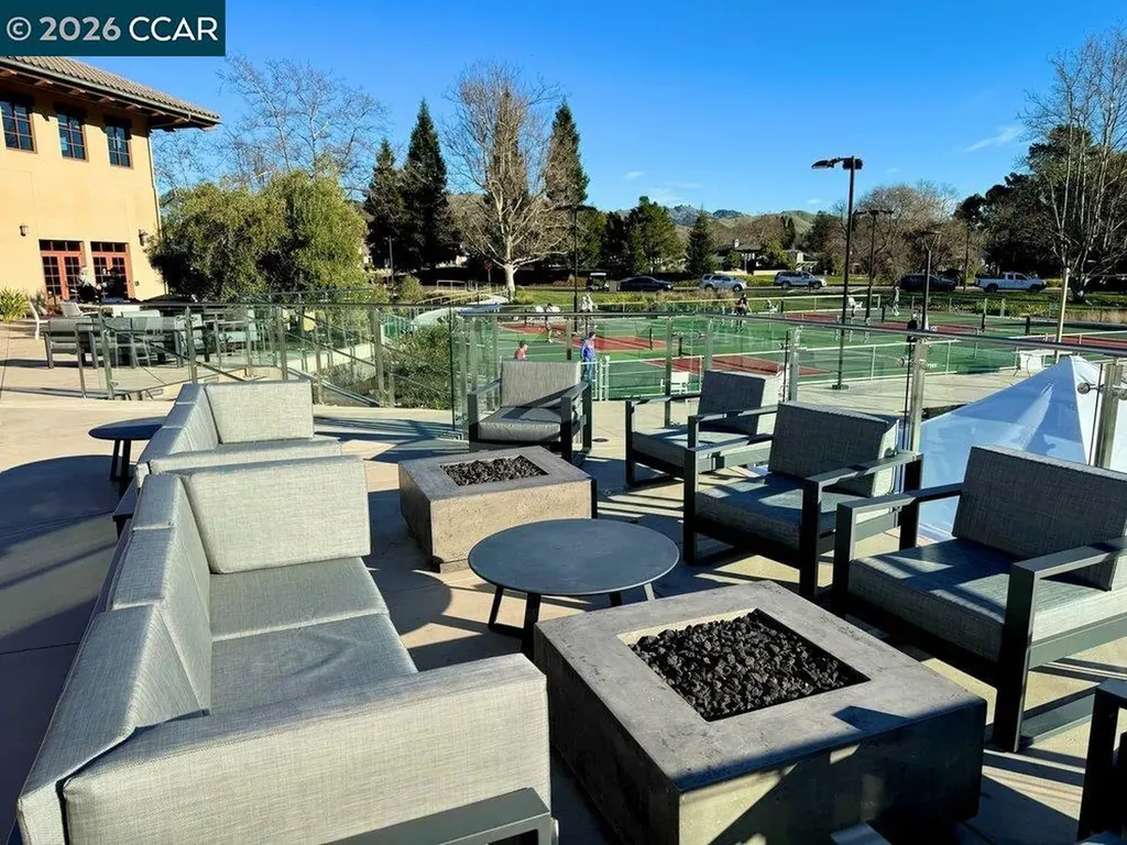 39 Sea Pines Street Moraga CA 94556