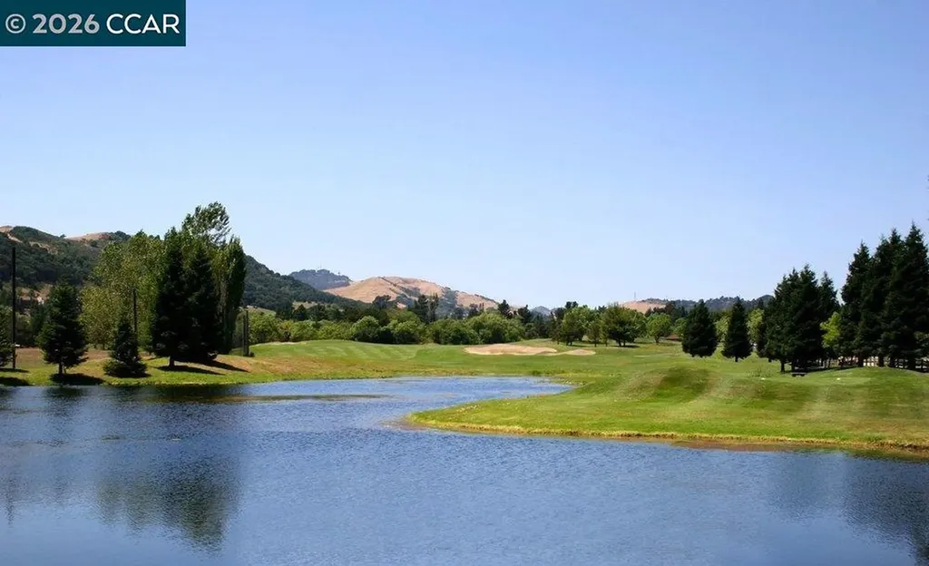 39 Sea Pines Street Moraga CA 94556