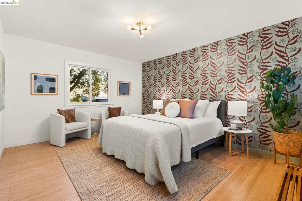 7403 Skyline Boulevard Oakland CA 94611