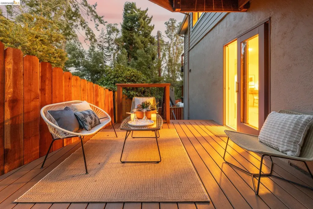 7403 Skyline Boulevard Oakland CA 94611