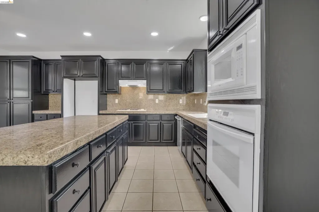 2340 St Augustine Drive Brentwood CA 94513