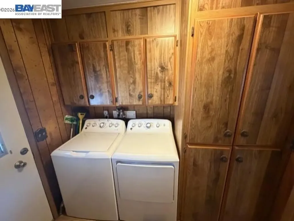 27957 Pueblo Serena Hayward CA 94545