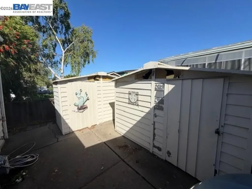 27957 Pueblo Serena Hayward CA 94545