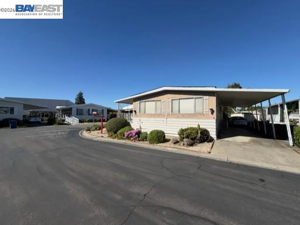 27957 Pueblo Serena Hayward CA 94545