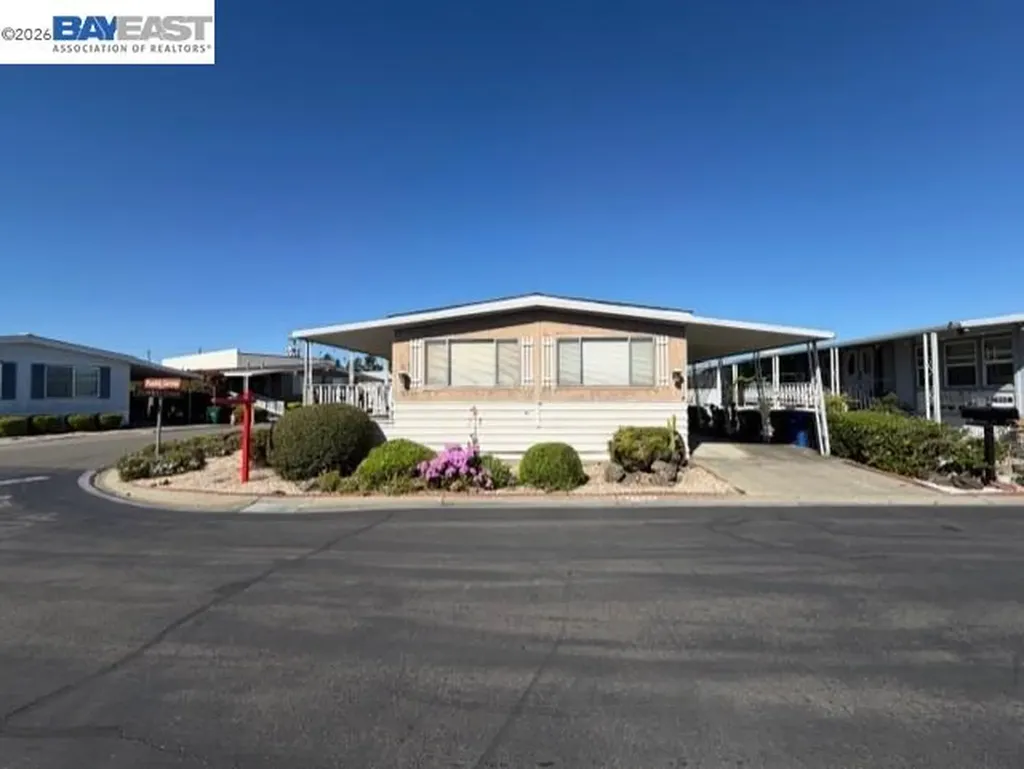 27957 Pueblo Serena Hayward CA 94545