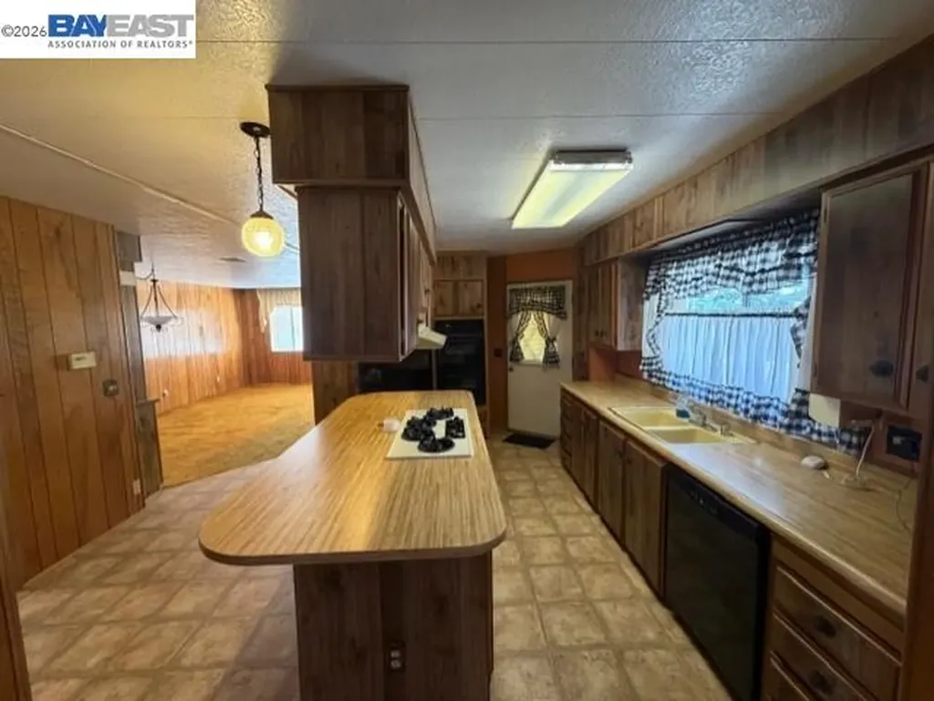 27957 Pueblo Serena Hayward CA 94545