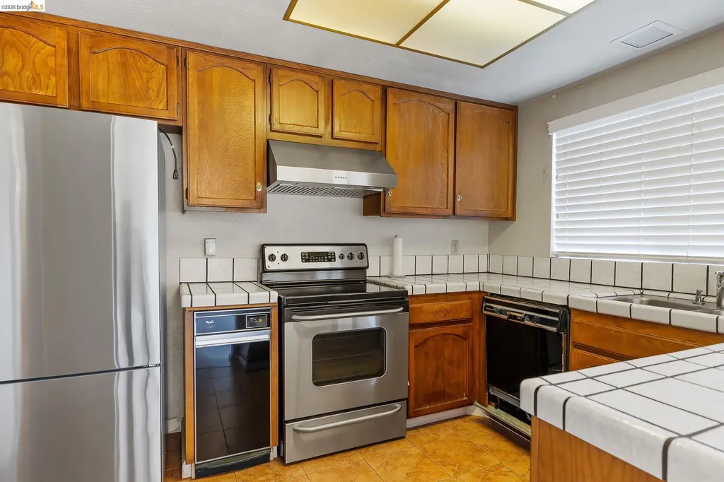 3874 Burton Common Fremont CA 94536