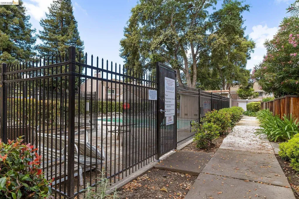 3874 Burton Common Fremont CA 94536