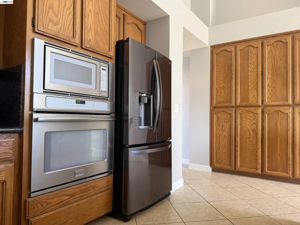 3074 Boardwalk Street Pleasanton CA 94588