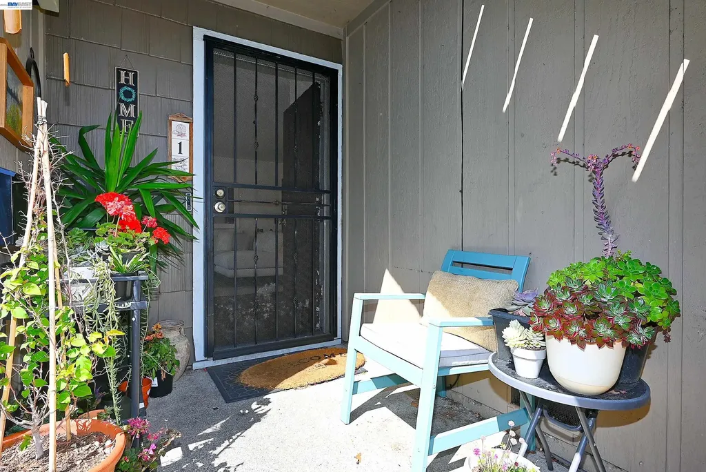 28325 Winn Court Hayward CA 94544