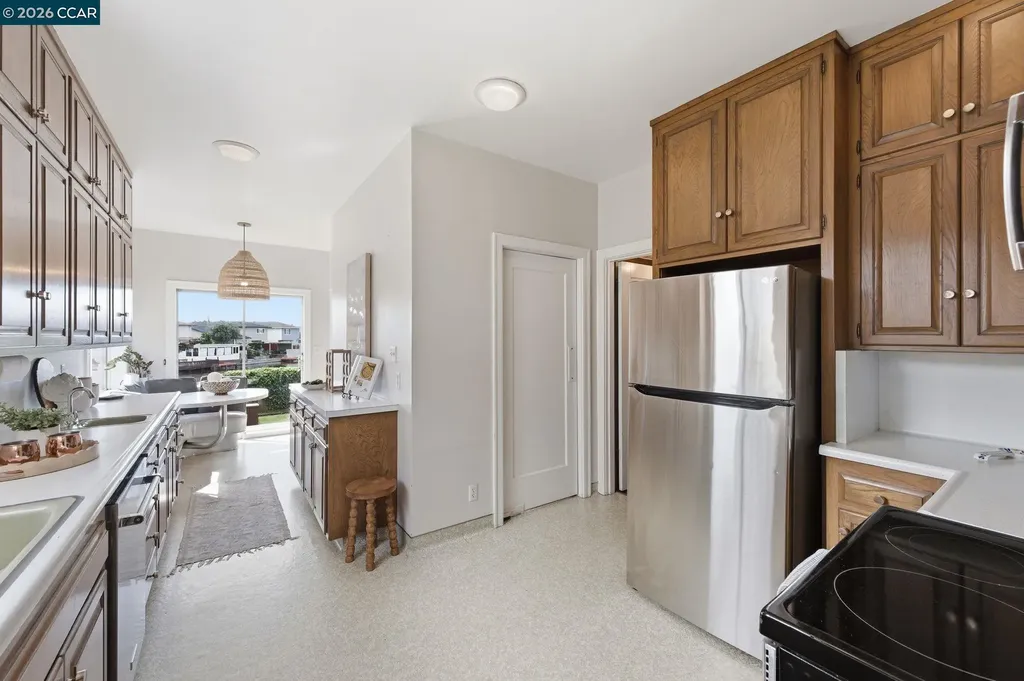 722 Palmera Court Alameda CA 94501