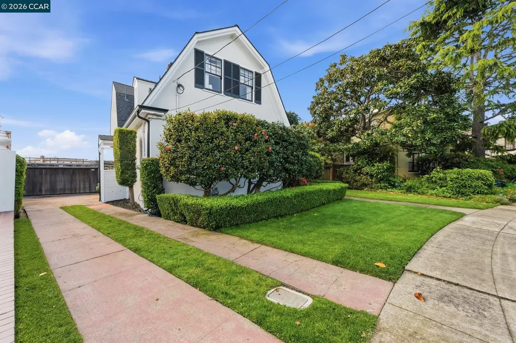 722 Palmera Court Alameda CA 94501