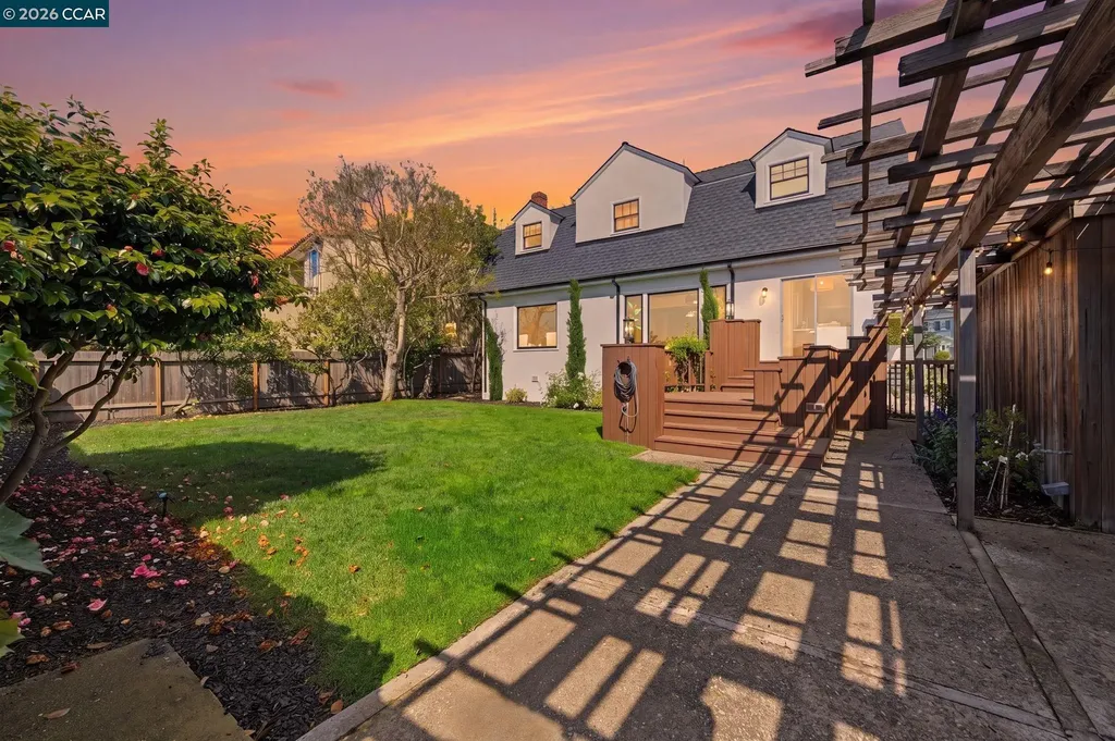 722 Palmera Court Alameda CA 94501