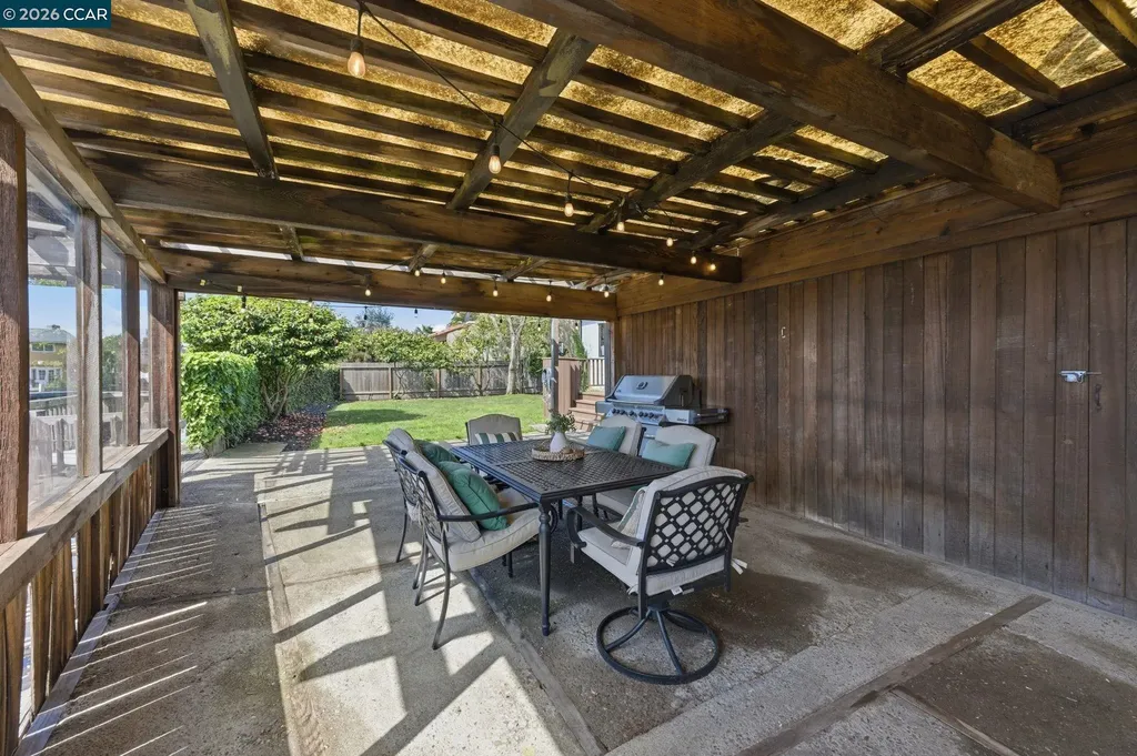 722 Palmera Court Alameda CA 94501