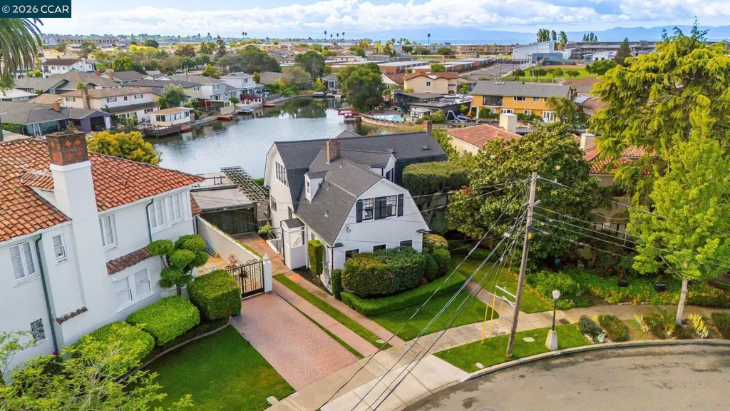 722 Palmera Court Alameda CA 94501