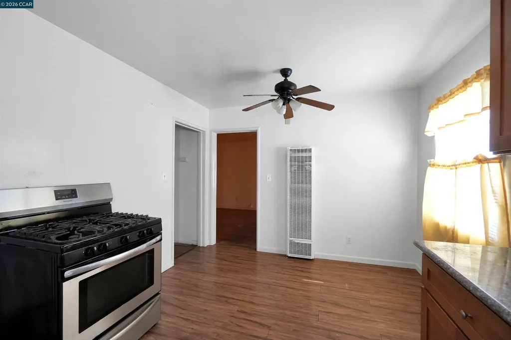 1543 Havenscourt Boulevard Oakland CA 94621