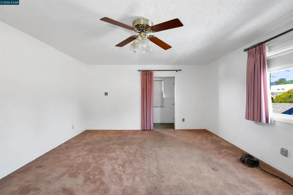 1543 Havenscourt Boulevard Oakland CA 94621