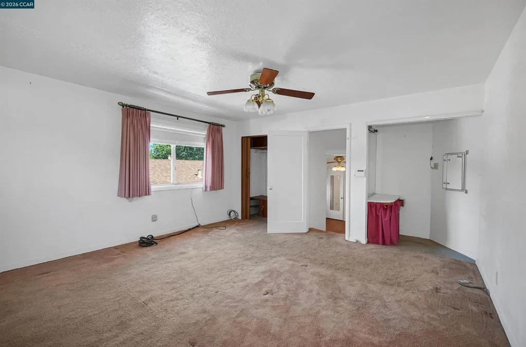 1543 Havenscourt Boulevard Oakland CA 94621