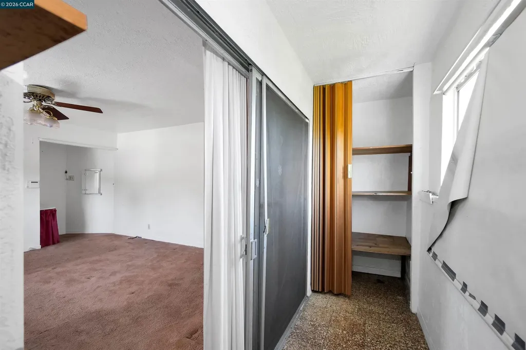 1543 Havenscourt Boulevard Oakland CA 94621