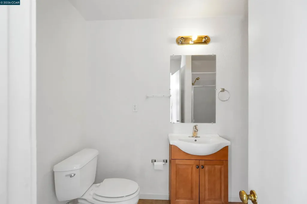 1543 Havenscourt Boulevard Oakland CA 94621