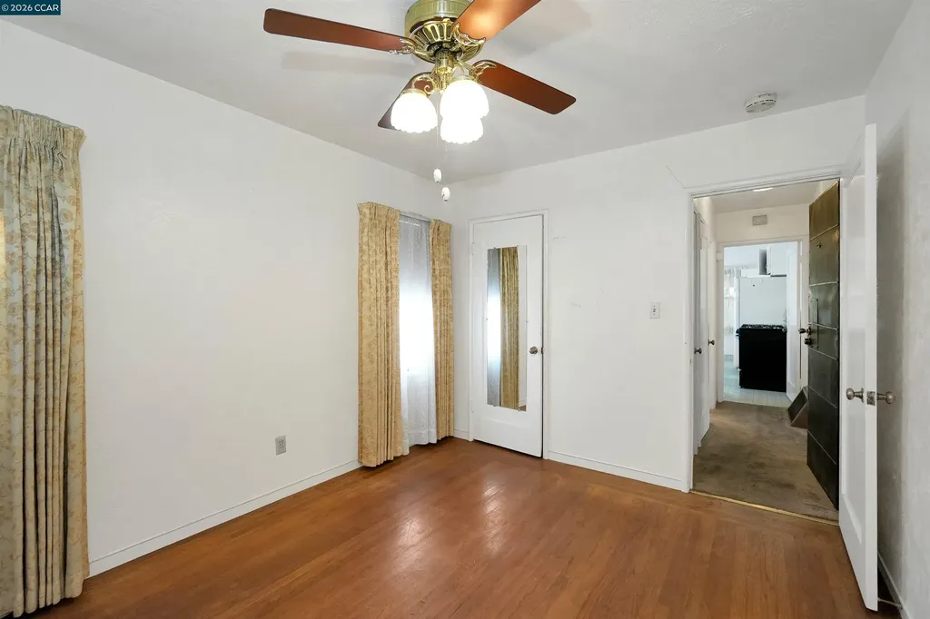 1543 Havenscourt Boulevard Oakland CA 94621
